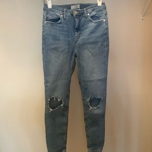 Free People Distressed Jeans - 29